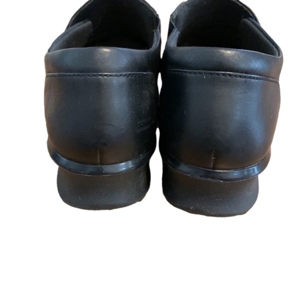 Clarks Collection Shoes, Size 10M, Black - Picture 4 of 7